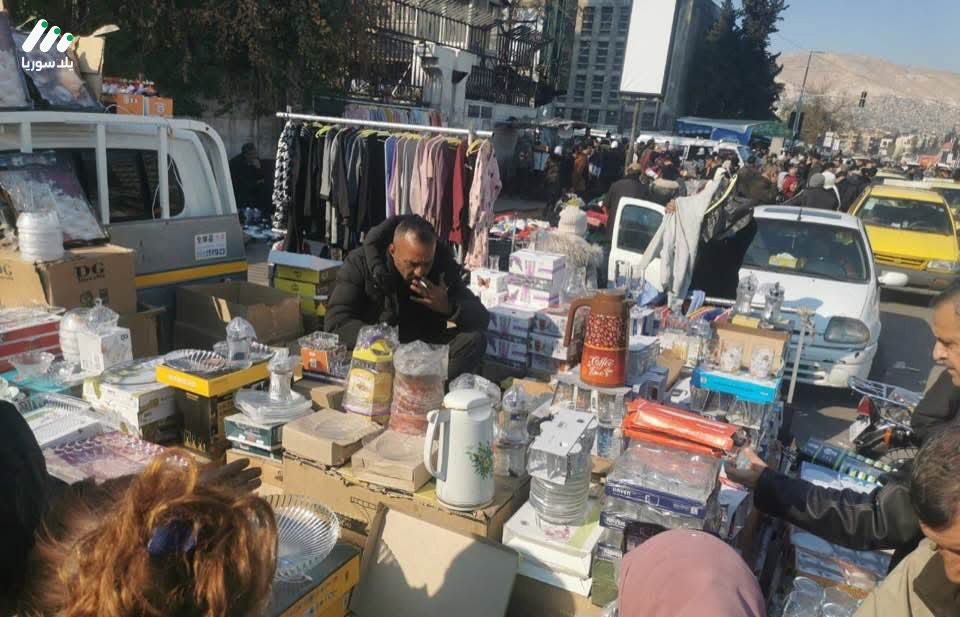هذه الصورة تخص خبر محافظة دمشق تقوم بحملة لإزالة التعديات في شوارع المدينة