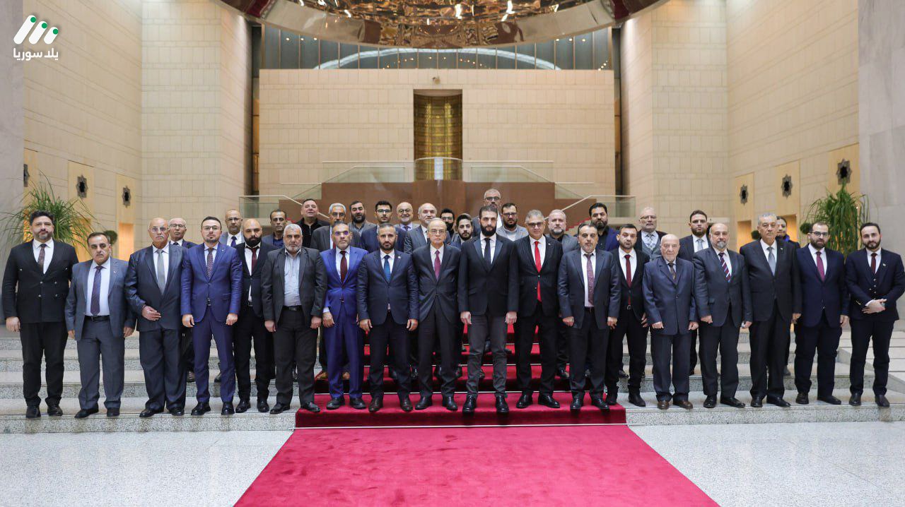 الشرع يلتقي الإئتلاف وهيئة التفاوض قبل إعلان حلّهما