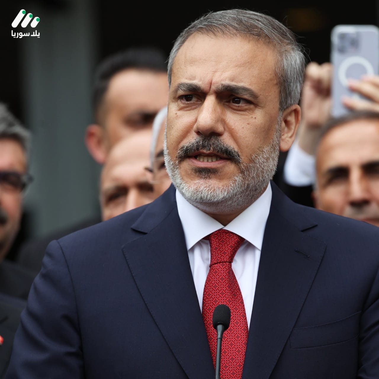 وزير الخارجية التركي: أنقرة تجري محادثات فنية مع إسرائيل لخفض التوتر في سوريا