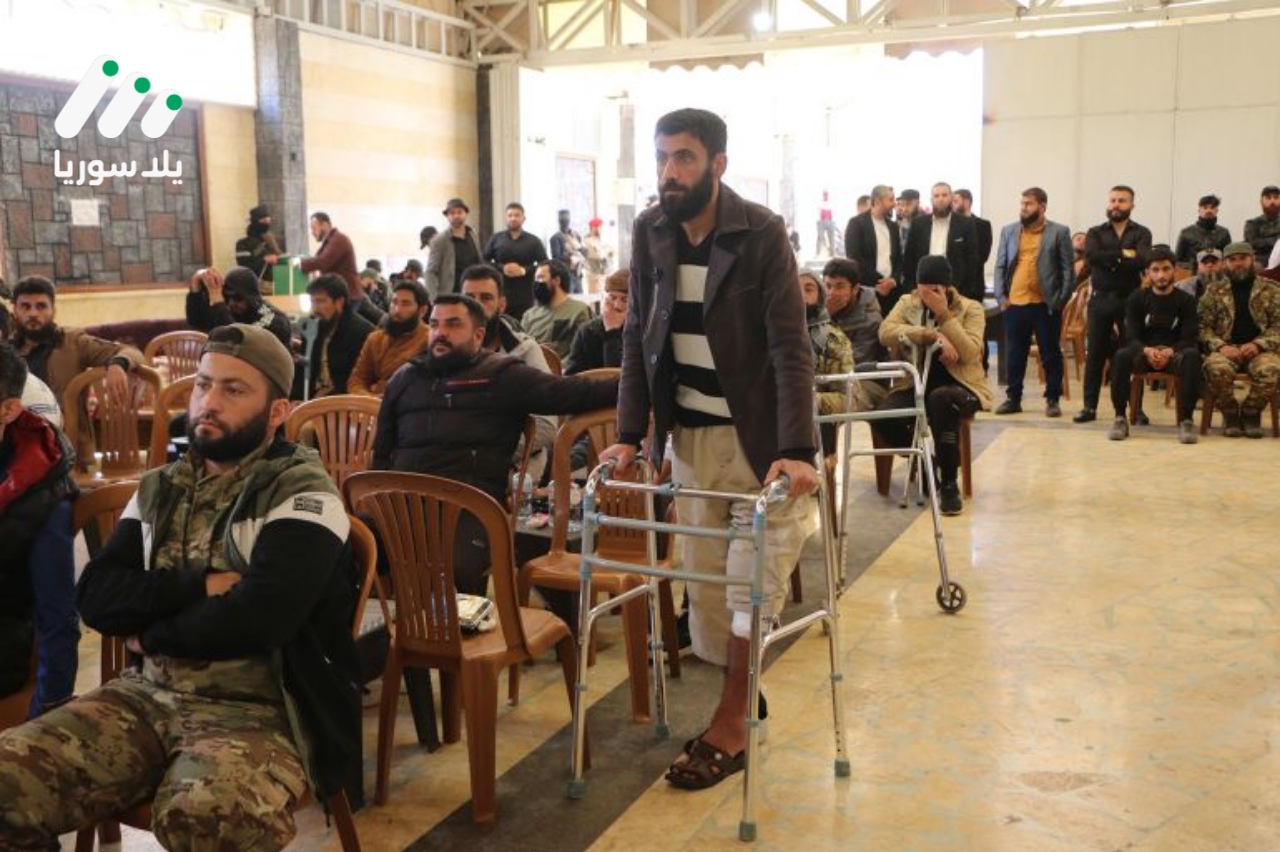 هذه الصورة تخص خبر أجسادهم مقعدة… لكنهم قادوا الوعي في الثورة